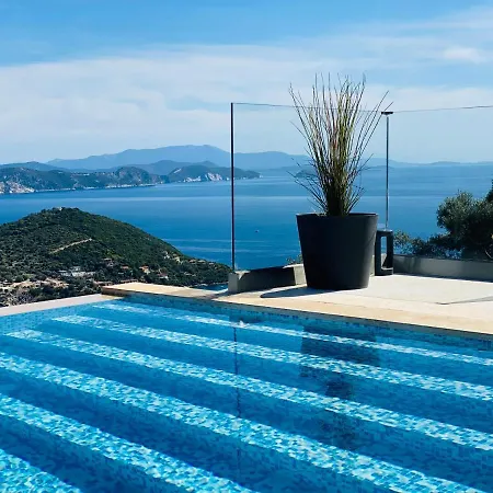 Eco Luxe Villa *